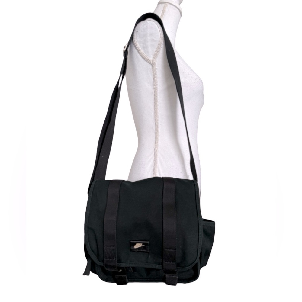 Nike Vintage Y2K Small Black Canvas Messenger Bag